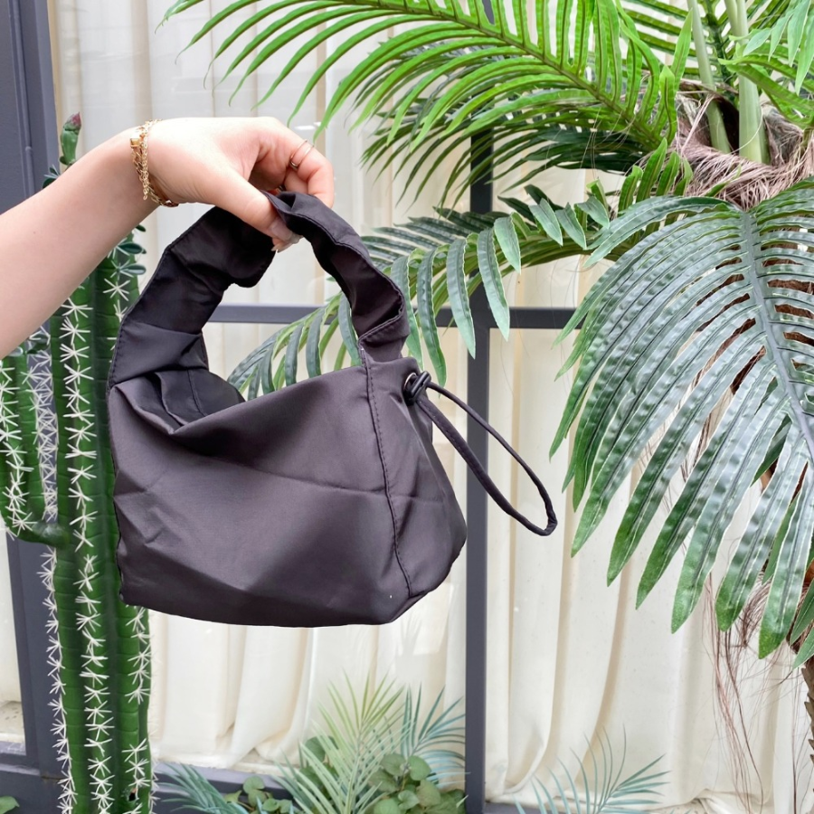 Spring Ring Tote Mini Bag — стиль с удобством на каждый день