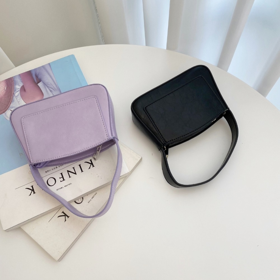 Mini Cheche Tote Crossbody Bag — изящная сумка для стильных будней
