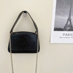 Mini Cheche Tote Crossbody Bag — изящная сумка для стильных будней