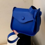 Eunple Vivid Color Simple Crossbody Bag — яркий акцент в вашем гардеробе