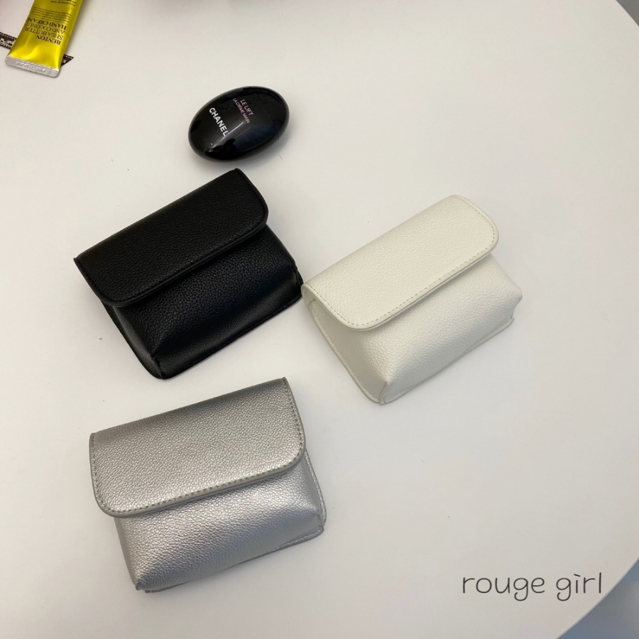 Mini Orong Crossbody Bag — компактность и стиль в одном аксессуаре