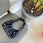 Popular Shirring Crossbody & Shoulder Bag — трендовая сумка с мягкими складками