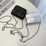 Серебристый