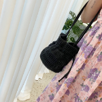 Pretty Pleated Metal Silver Jori Shoulder Bag — стиль и блеск в одном аксессуаре