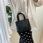 LE Mini Square Chain Bag — универсальный миниатюрный аксессуар для любого случая