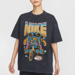 Nike Sportswear Women’s Oversized T-Shirt
