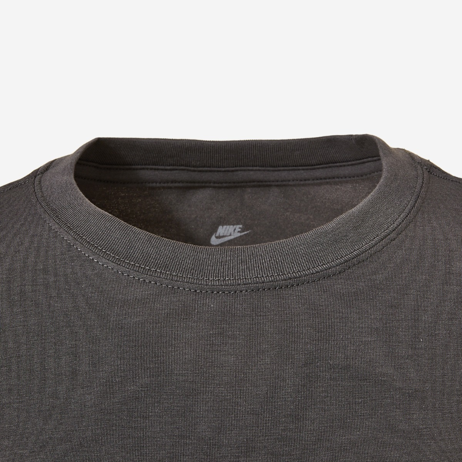 Nike Sportswear Women’s Chill Knit Mid Crop OPP1