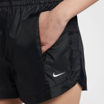 Nike Sportswear Windrunner Women’s Mid-Rise 2-Inch Woven Shorts