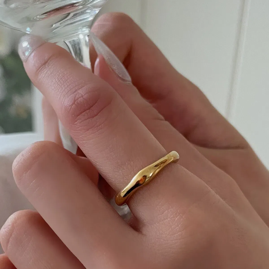 Волнообразное кольцо из хирургической стали 4 мм