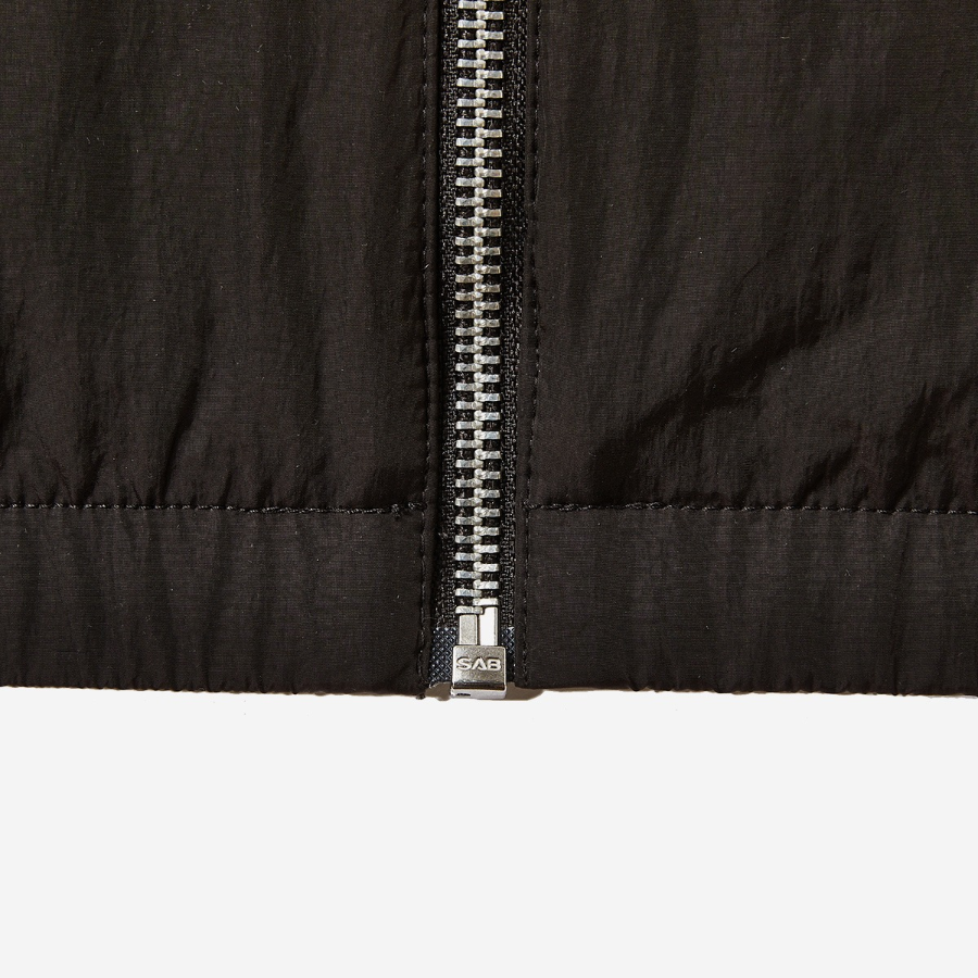 Nike Windrunner Women's Loose UV Woven Full-Zip Jacket