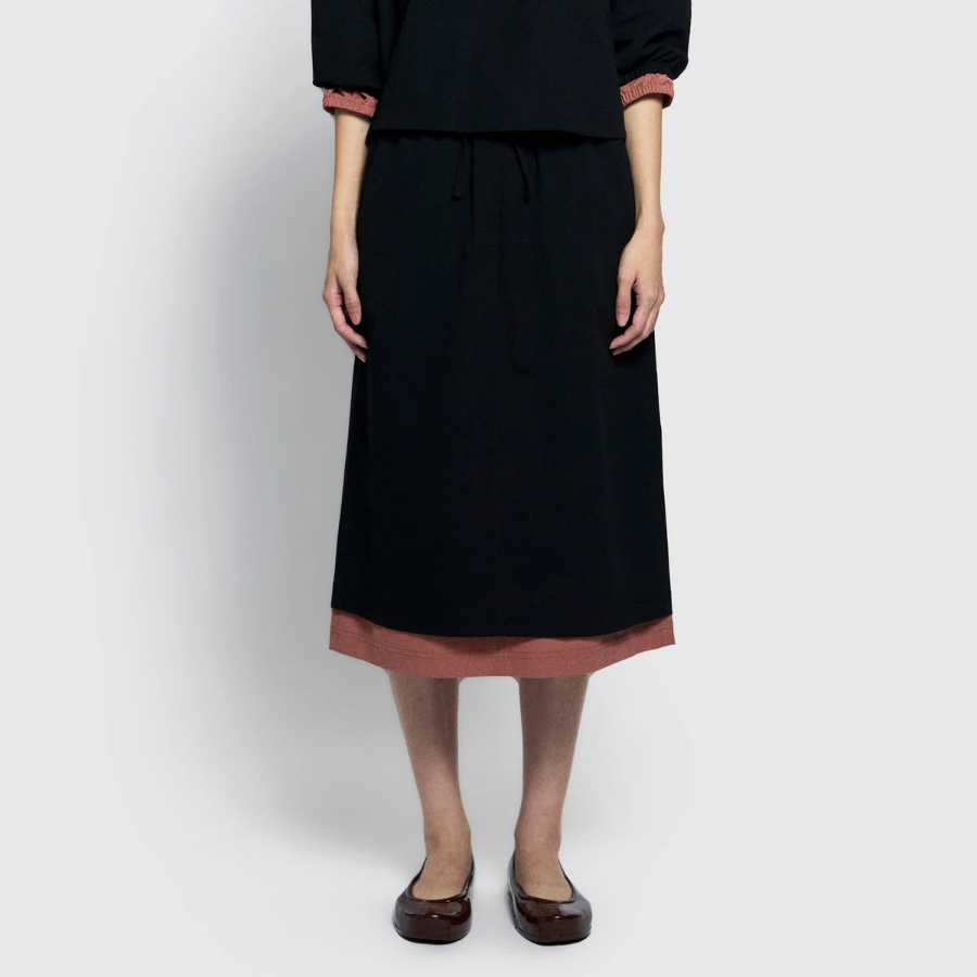 JAJU Seersucker Midi Skirt (Black)  — лёгкость и комфорт в каждой складке