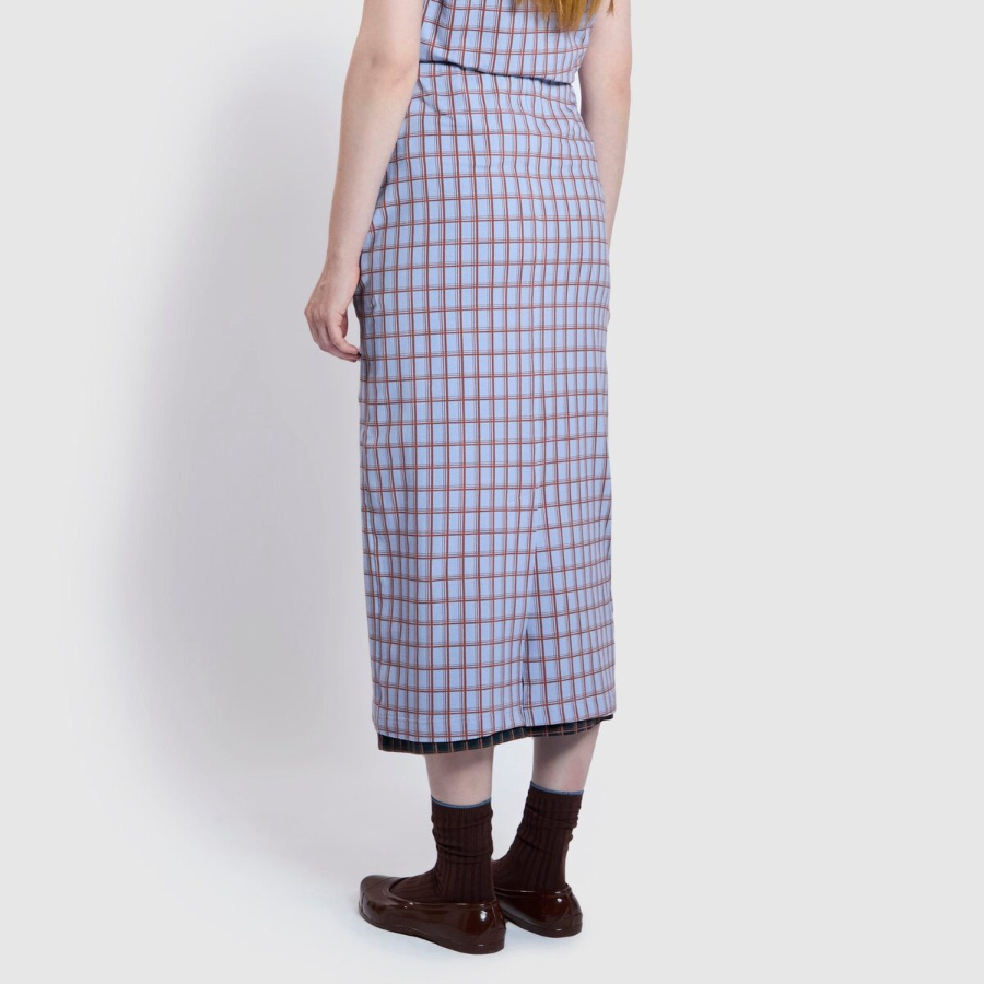 JAJU Check Skirt (Dark Blue) — классика в клетку с современным акцентом
