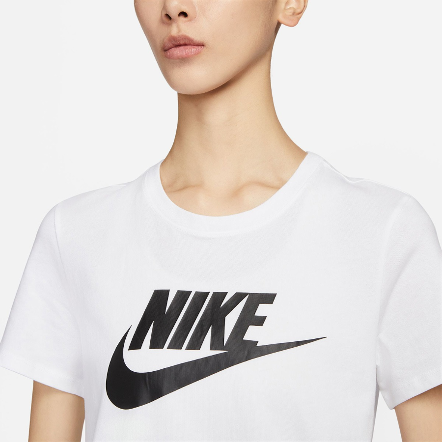 Nike Women's Sportswear Essential Logo T-Shirt
