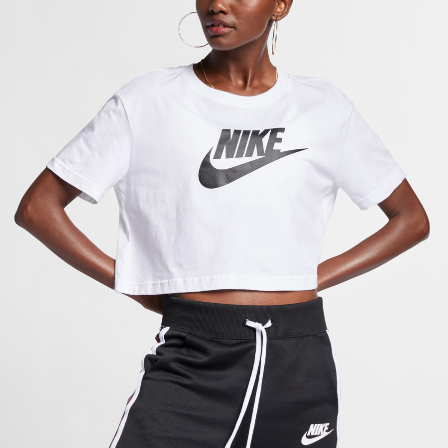 Nike Women's Sportswear Essential Futura Crop T-Shirt
