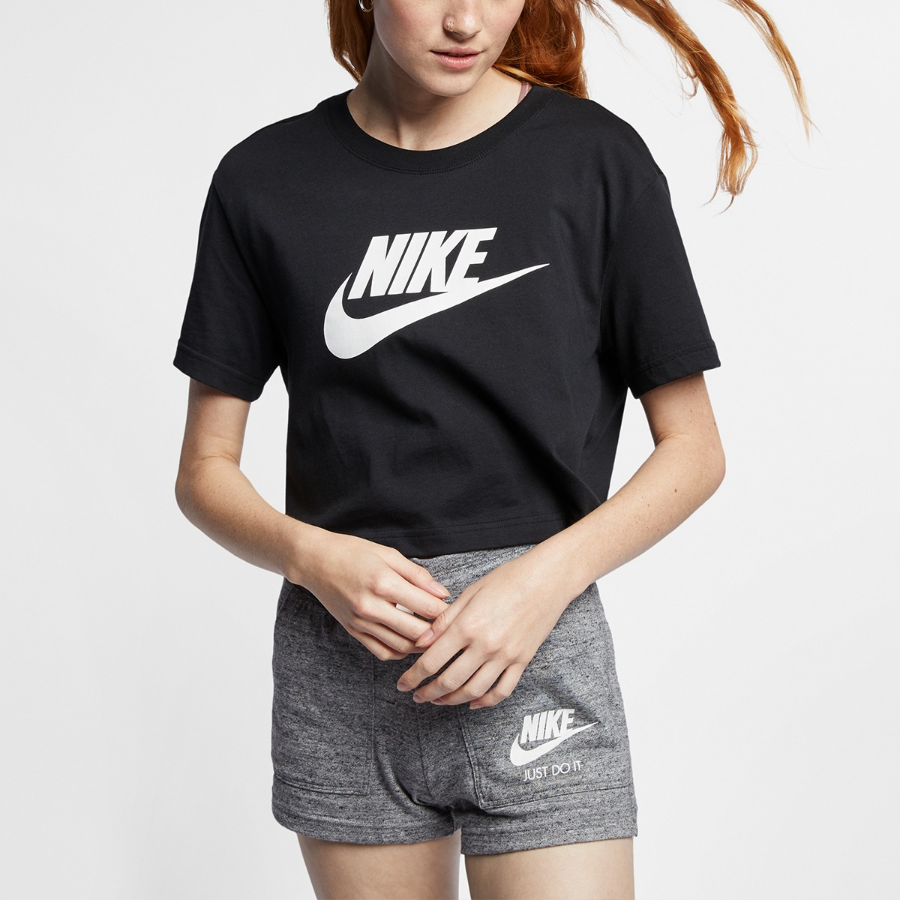 Nike Women's Sportswear Essential Futura Crop T-Shirt
