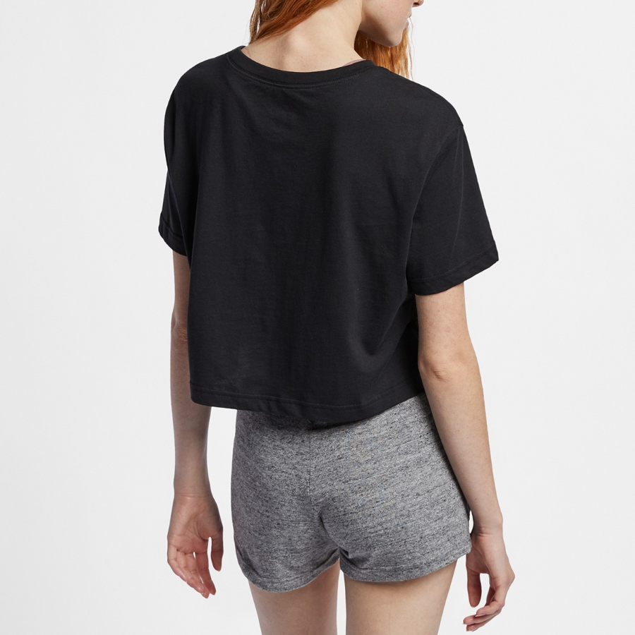 Nike Women's Sportswear Essential Futura Crop T-Shirt