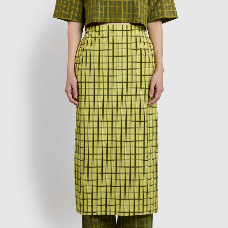 JAJU Check Skirt (Dark Yellow) — яркий акцент с классическим узором