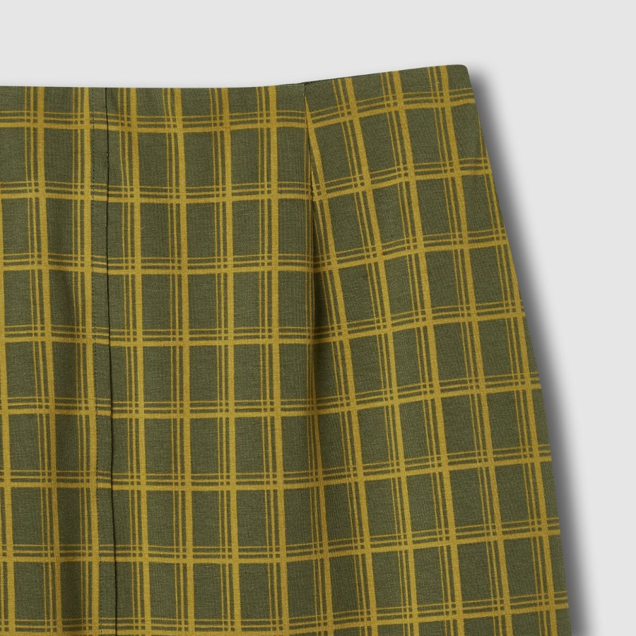 JAJU Check Skirt (Dark Khaki) — сдержанная классика с современным акцентом