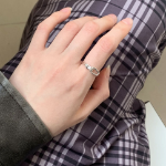 Серебряное открытое кольцо с узлом