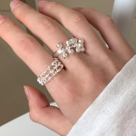 Серебряное открытое кольцо с подвижным акцентом