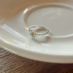 Серебряное кольцо с ромашкой и шариками