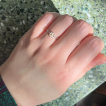 Серебряное кольцо с ромашкой и шариками