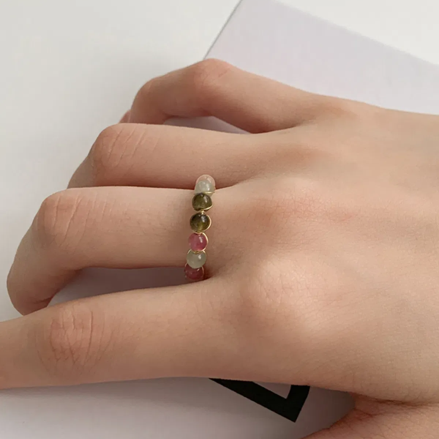 Кольцо с миксом турмалиновых камней и бусин с позолотой 18К