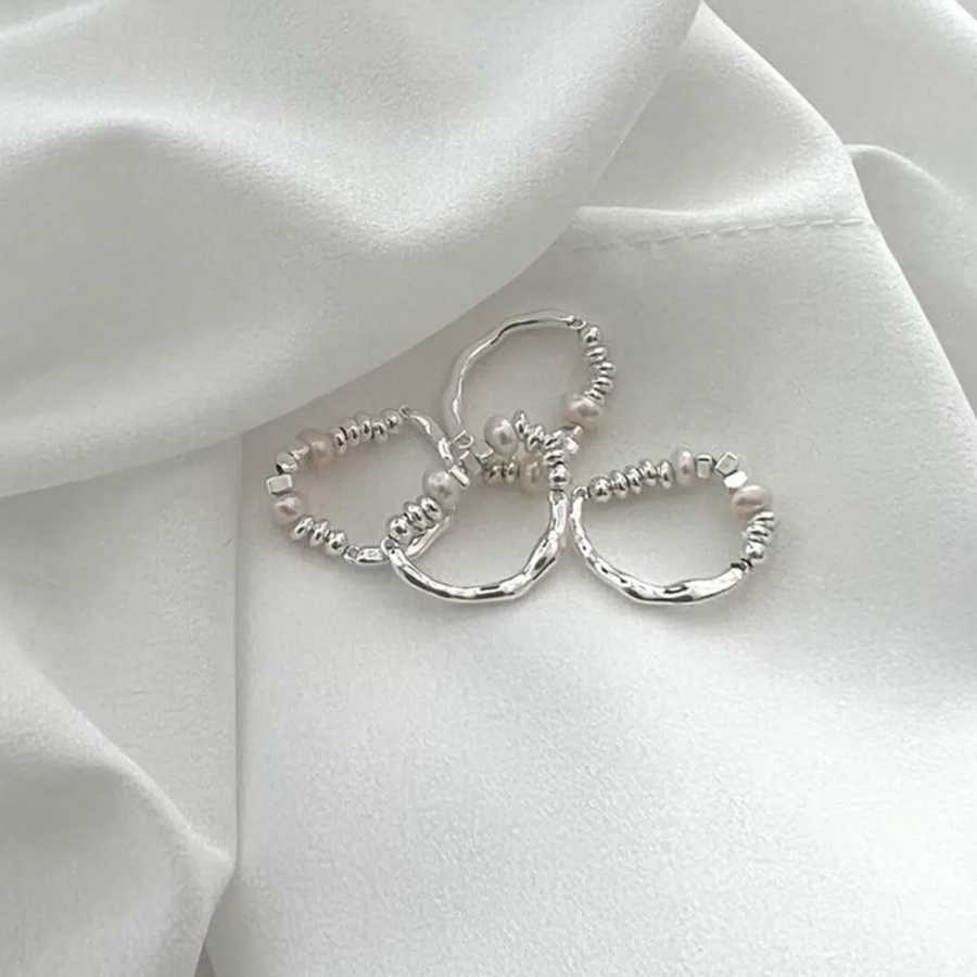 Серебряное кольцо с натуральным пресноводным жемчугом