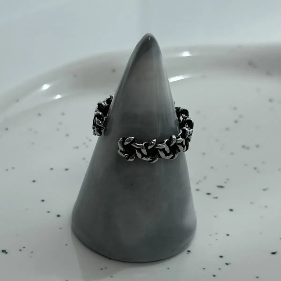 Открытое кольцо из хирургической стали с пятиконечной звездой