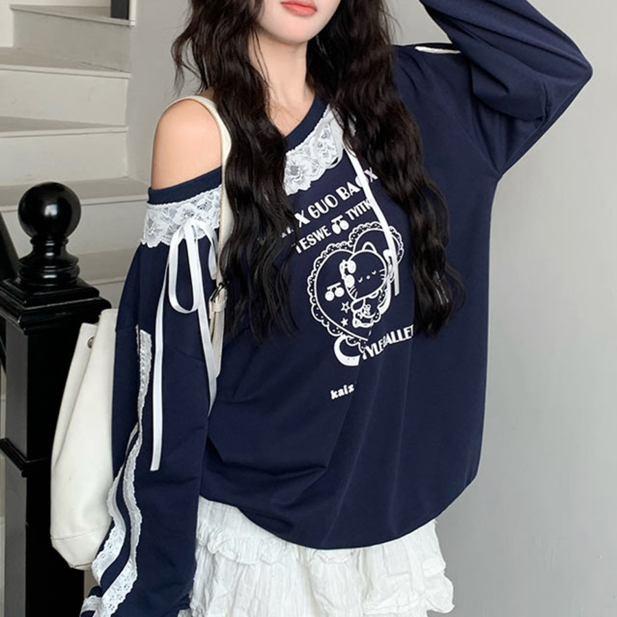 Breeding Ribbon Lace Character Sweatshirt