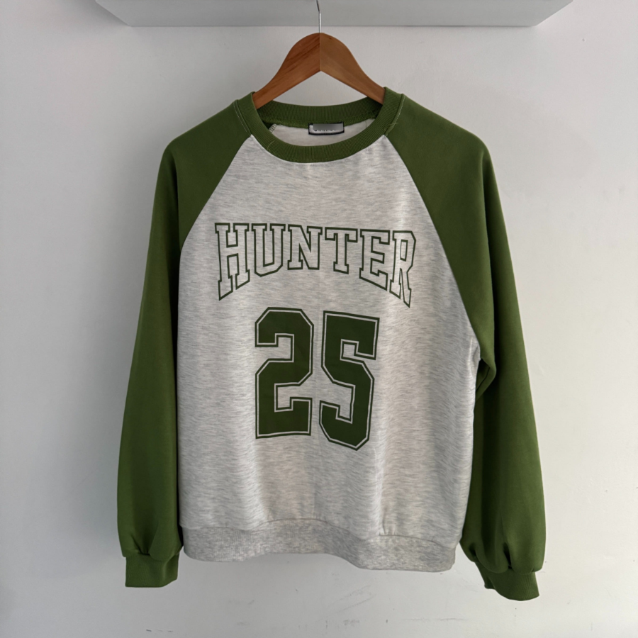 Lettering Raglan Sweatshirt