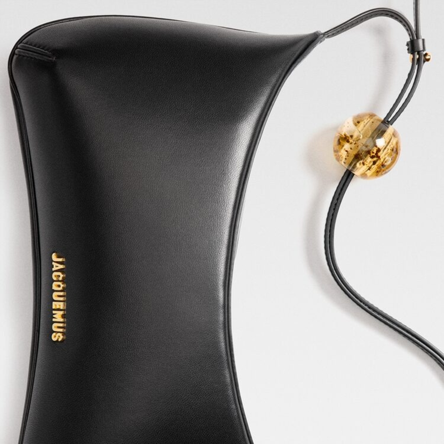 JACQUEMUS Le Grand Bisou Perle - Black