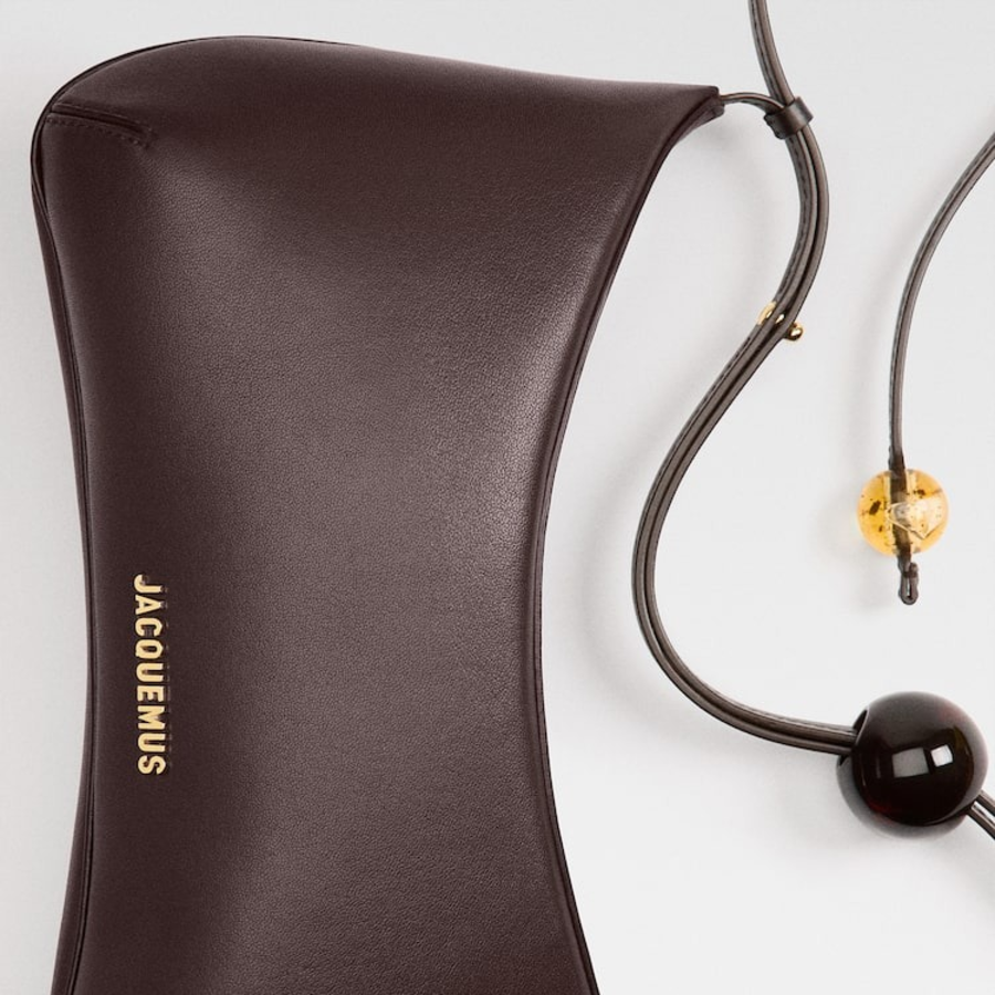 JACQUEMUS Le Grand Bisou Perle - Brown