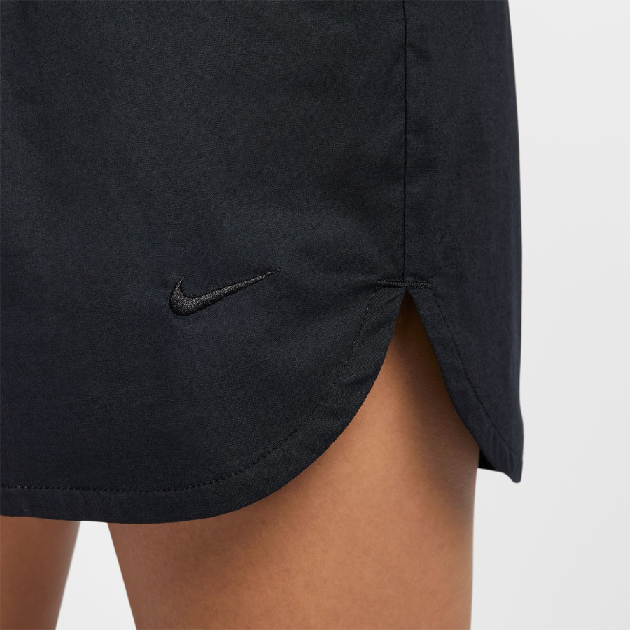 Nike Sportswear Chill Poplin Women's Mid-Rise 5-Inch Shorts