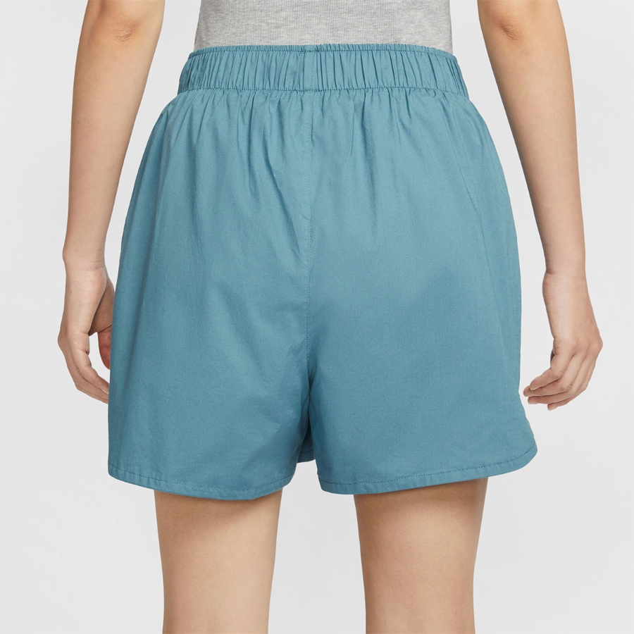 Nike Sportswear Chill Poplin Women's Mid-Rise 5-Inch Shorts