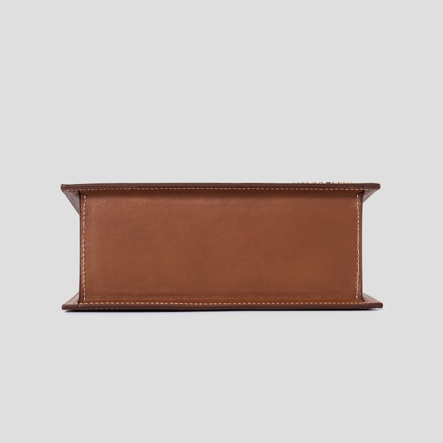 JACQUEMUS Le Grand Chiquito - Light Brown
