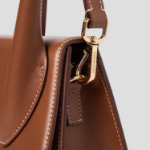 JACQUEMUS Le Grand Chiquito - Light Brown