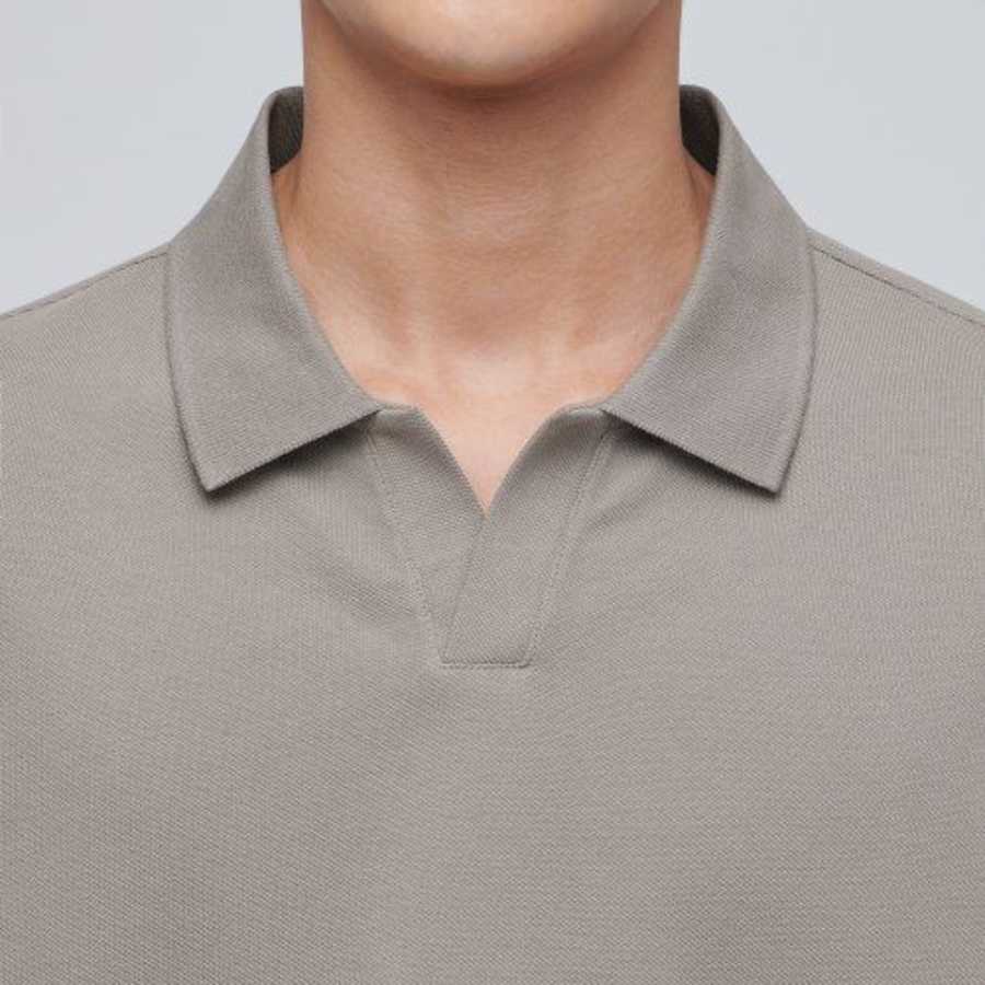 Slit Neck Piqué Polo Shirt [Dusty Beige]