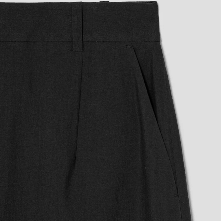 KUHO Cotton-Blended Tapered Fit Pants – Black