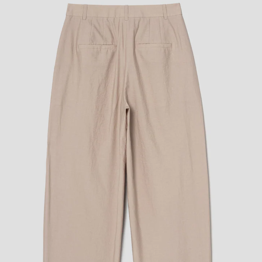 KUHO Cotton-Blended Tapered Fit Pants – Beige