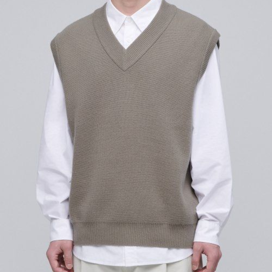 Oversized V-Neck Knit Vest [Dusty Beige]