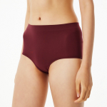 JAJU 720-Degree Stretch Seamless High-Rise Panty (Burgundy) — бесшовный комфорт и элегантный оттенок
