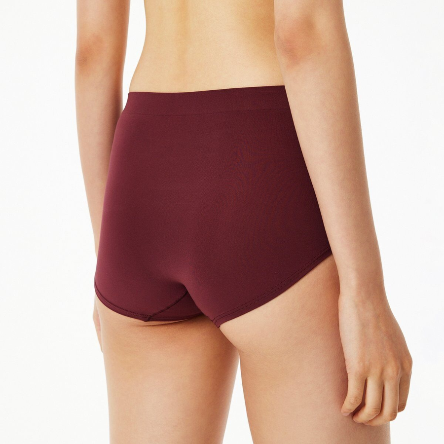 JAJU 720-Degree Stretch Seamless High-Rise Panty (Burgundy) — бесшовный комфорт и элегантный оттенок