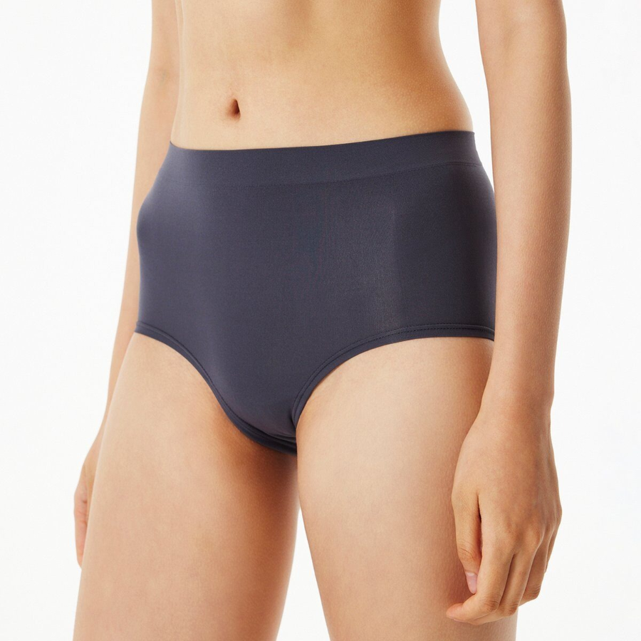 JAJU 720-Degree Stretch Seamless High-Rise Panty (Charcoal) — невидимая посадка и практичный стиль