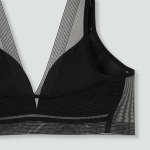 JAJU Mesh No-Line Crop Bra (Black) — невесомая поддержка с изящной универсальностью