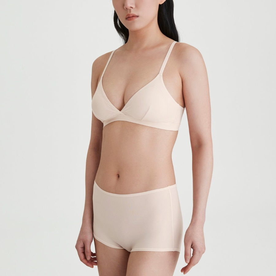 JAJU 720-Degree Stretch Butter Bralette (Beige) — максимальная мягкость и комфорт без компромиссов