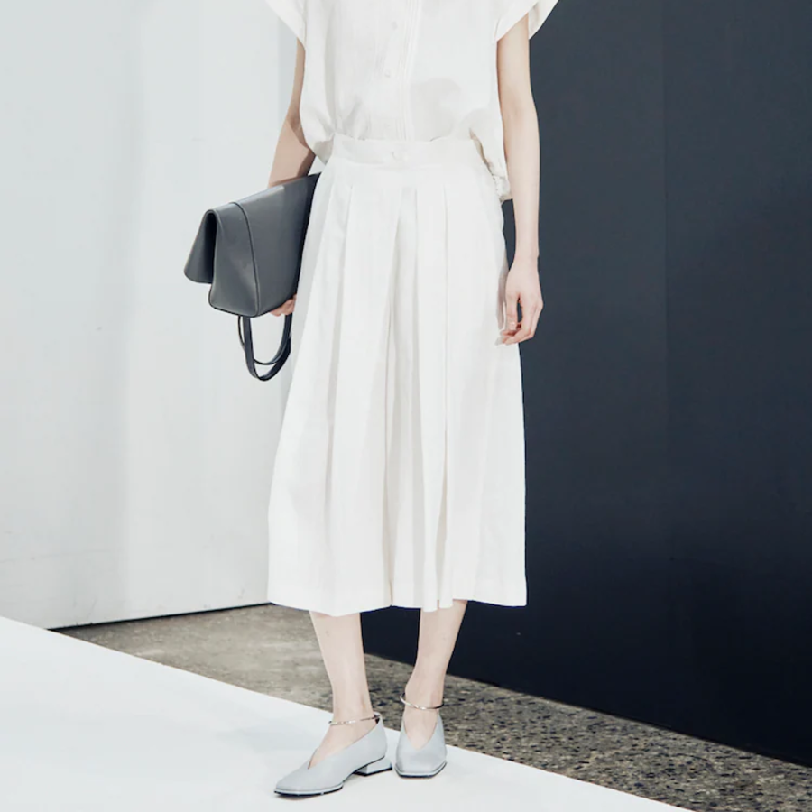 KUHO Linen Blended Crop Skirt-Like Pants – White