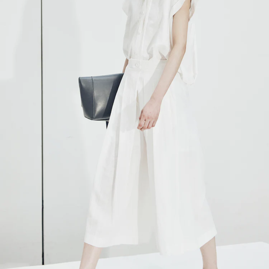 KUHO Linen Blended Crop Skirt-Like Pants – White