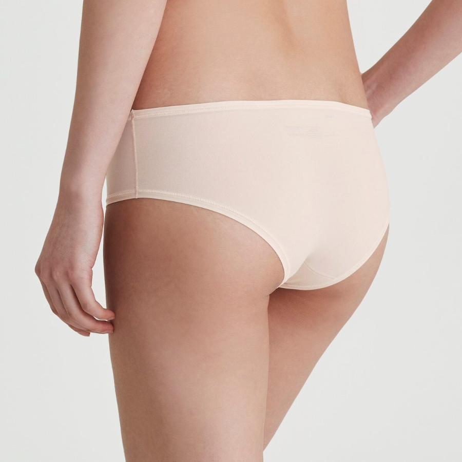 JAJU 720-Degree Stretch Butter Bikini Panty (Beige) — ультрамягкое бельё с эффектом «второй кожи»