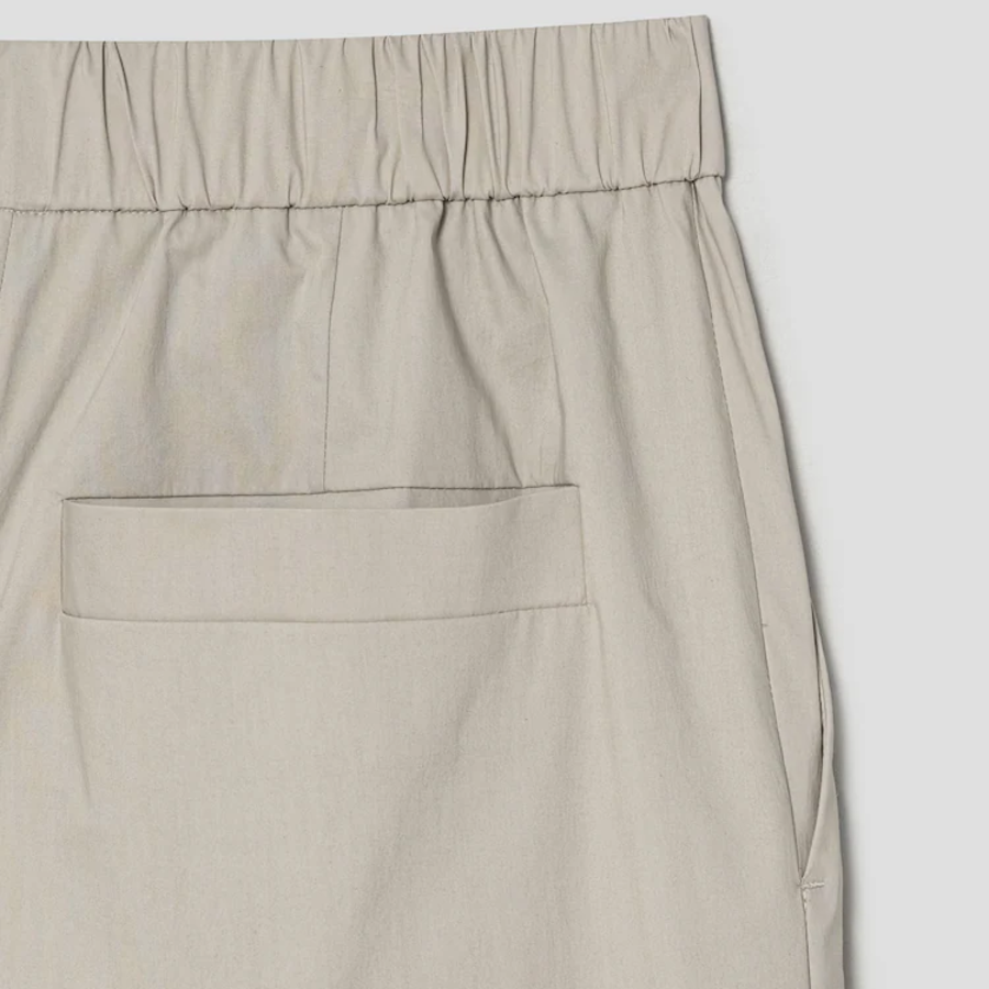 KUHO [Summer Icon Slacks] [Golf] Daily Use Tapered Tuck Pants – Beige